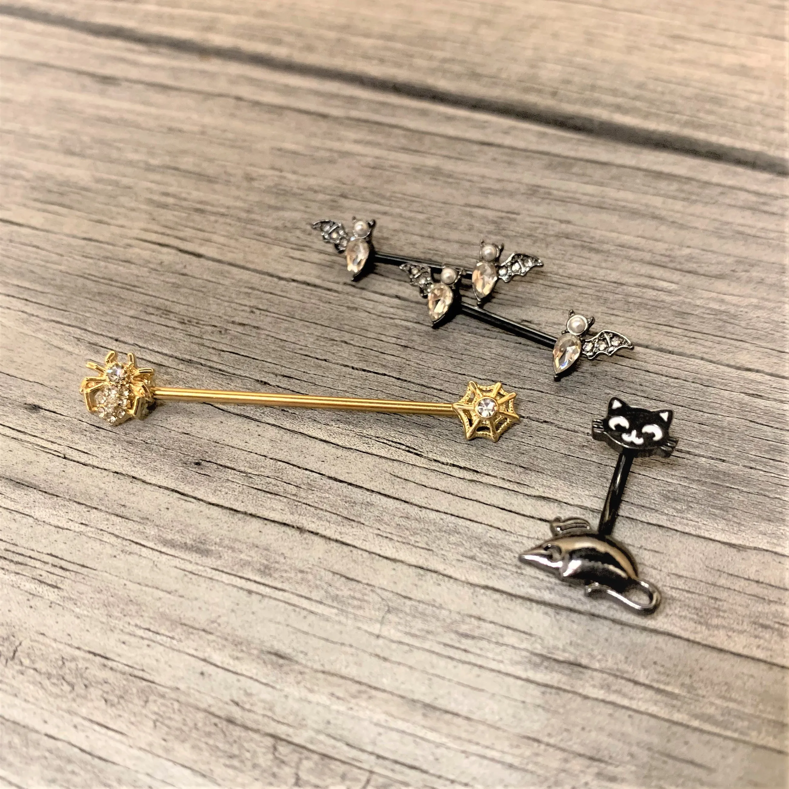 14 Gauge 9/16 Clear Gem Black Bat Halloween Barbell Nipple Ring Set