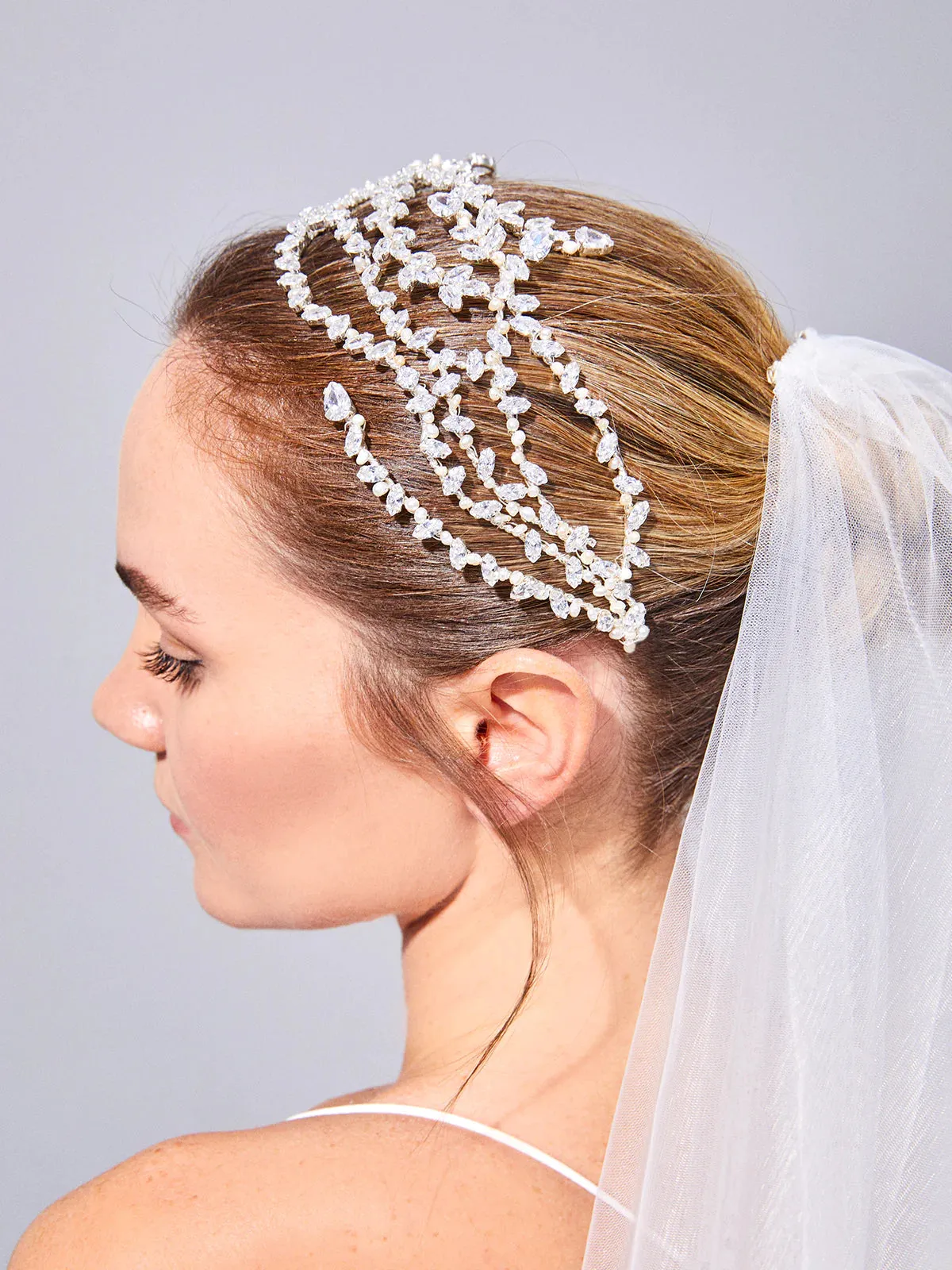 AMARA HEADPIECE