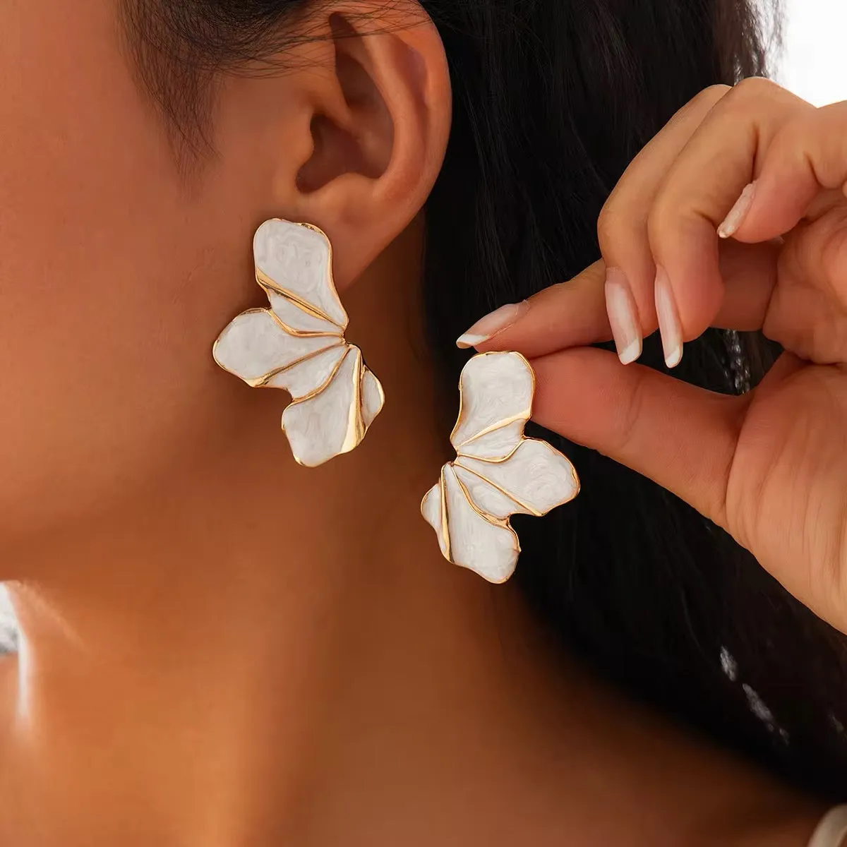 Asymmetric Charming Enamel Flower Petal Stud Earrings