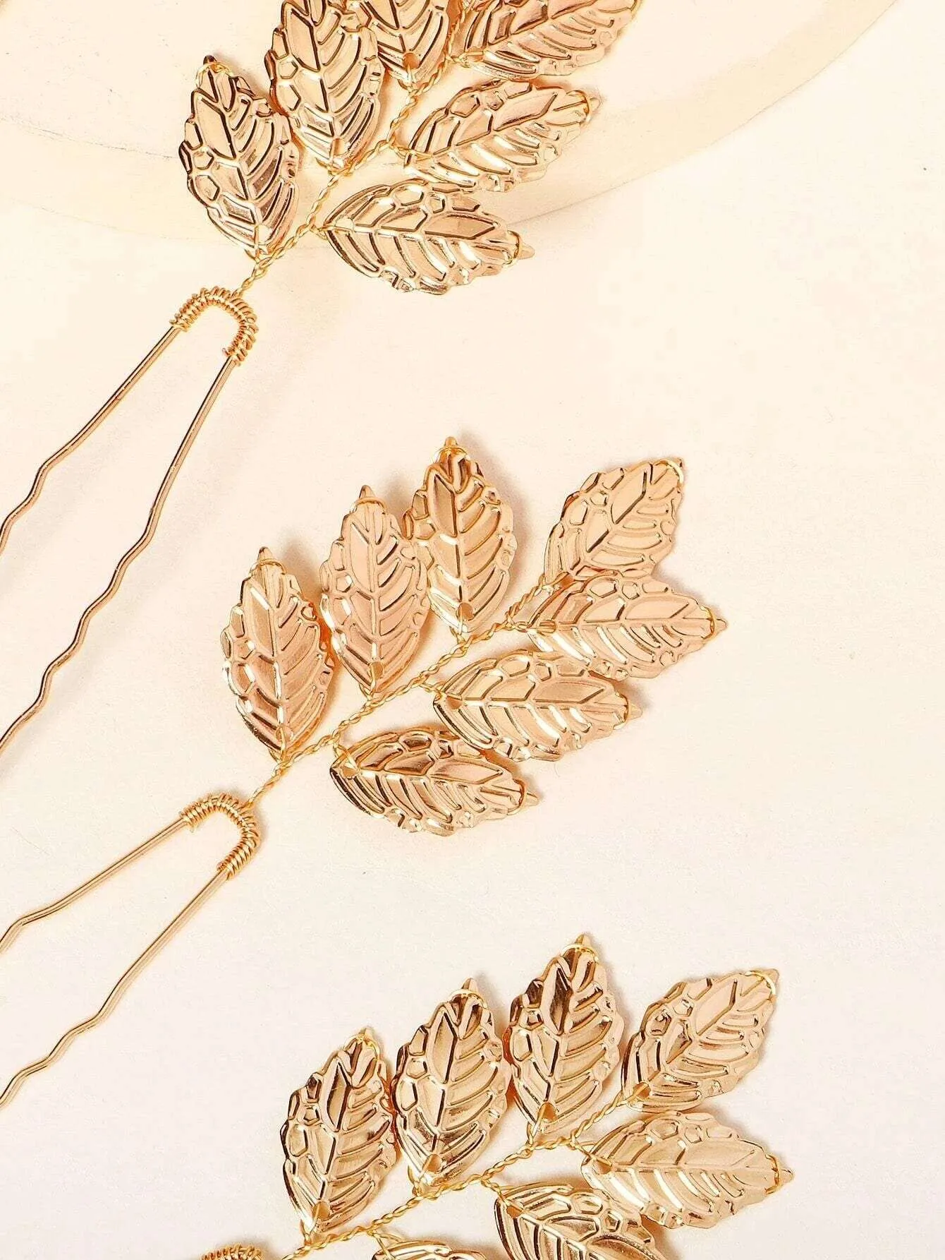 Bridal Gold Leaf 3 PC Hairpin Set, Greek Goddess Hair Pins, Delicate Wedding Head Piece Gold Leaf Hairpin Hair Accessory, Set of 3