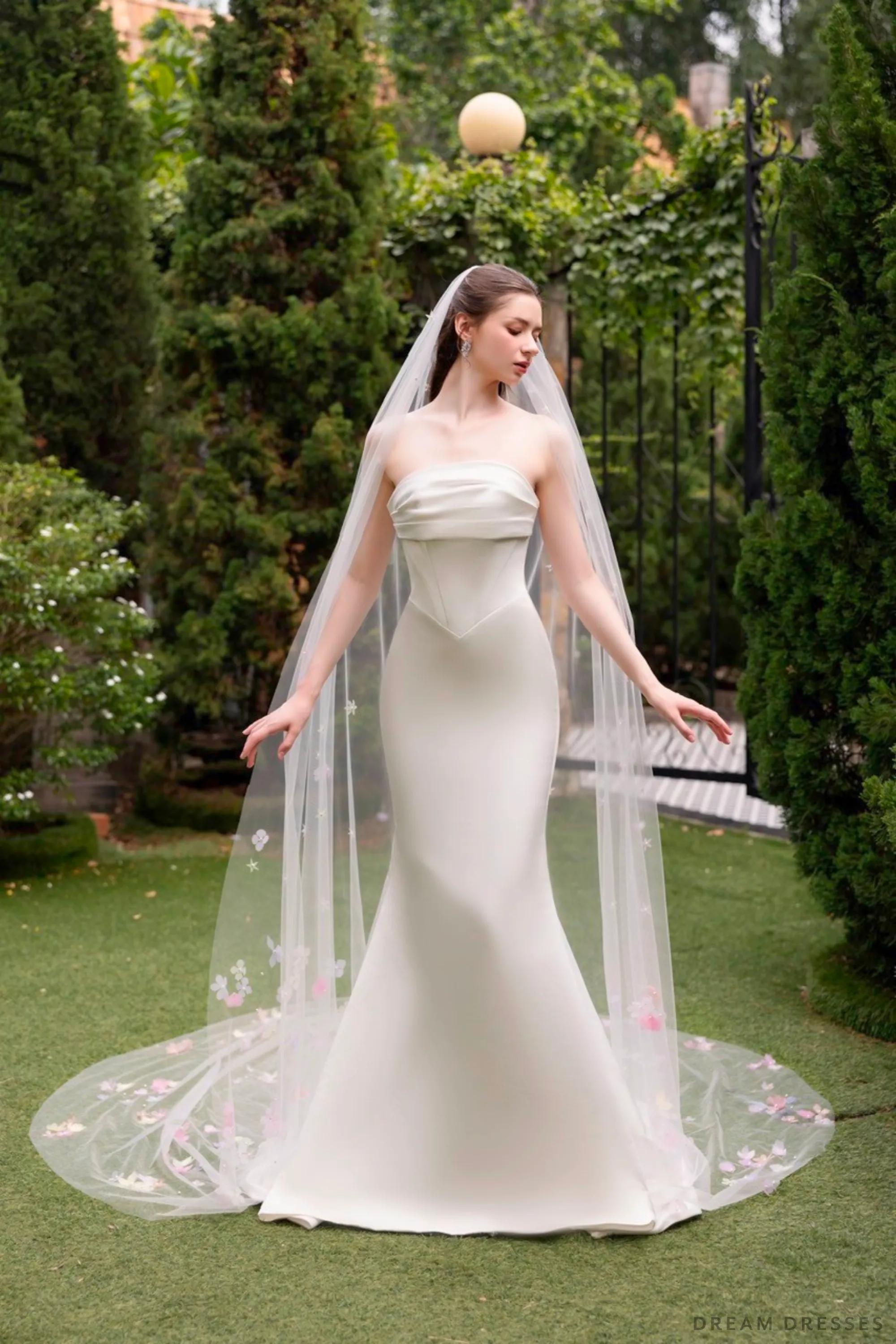 Bridal Veil with 3D Flowers (#ESIYA)