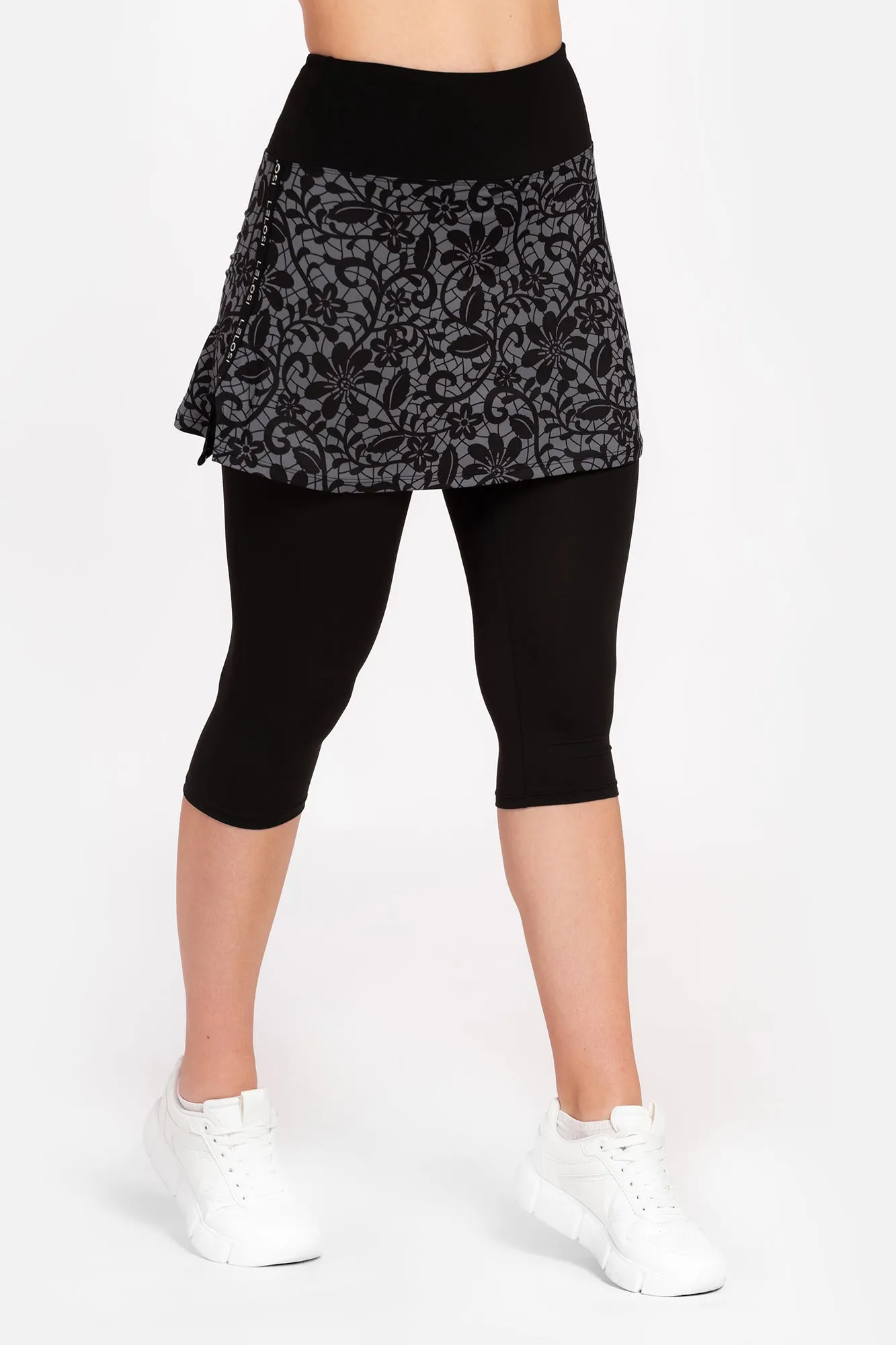 Capri skort Gothic