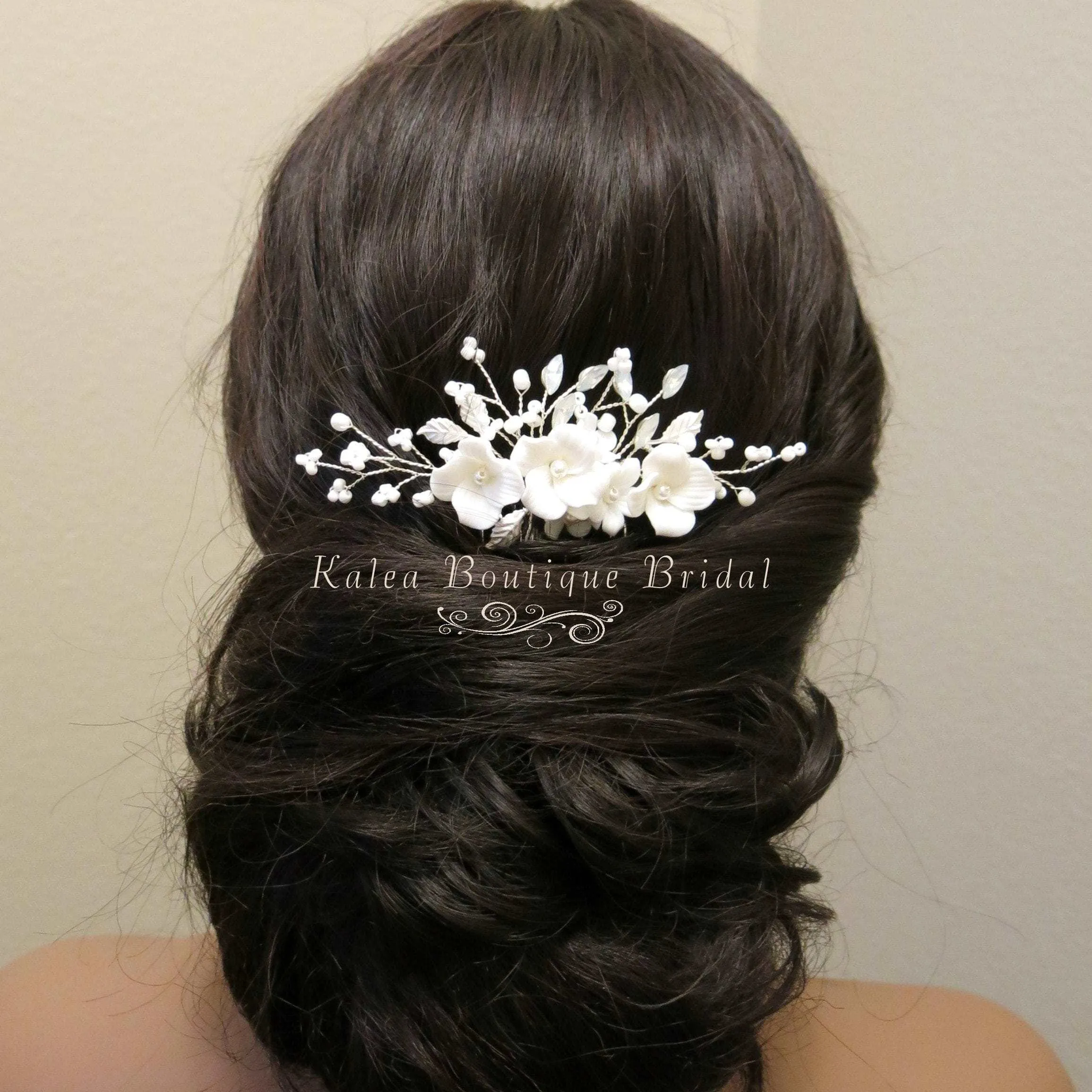 Ceramic Flower Small Bridal Hair Comb, White Flower Branch Hairpin, Wedding Floral Hairpiece, Clay Flower Hair Comb Accessory