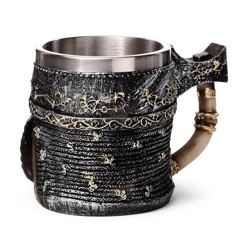 Decorative Tankard - Axe Handle Armoured Skull