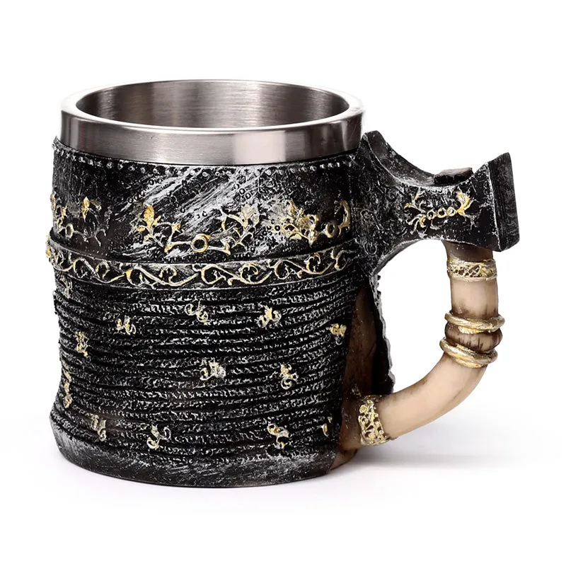 Decorative Tankard - Axe Handle Armoured Skull