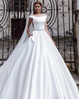 Elegant 2018 Satin Wedding Dresses Ball Gown Off The Shoulder Bridal Wedding Gowns Stylish