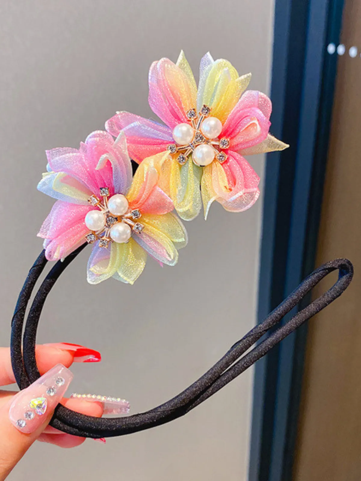 Feels Like Spring Flower Hair Ornament