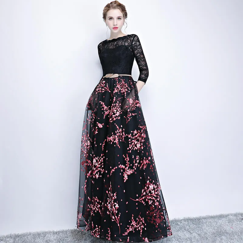 [Final Sale] White Flower  Lace Bodice Pleated Skirt 3/4 Sleeves Pocket Black Party Gown