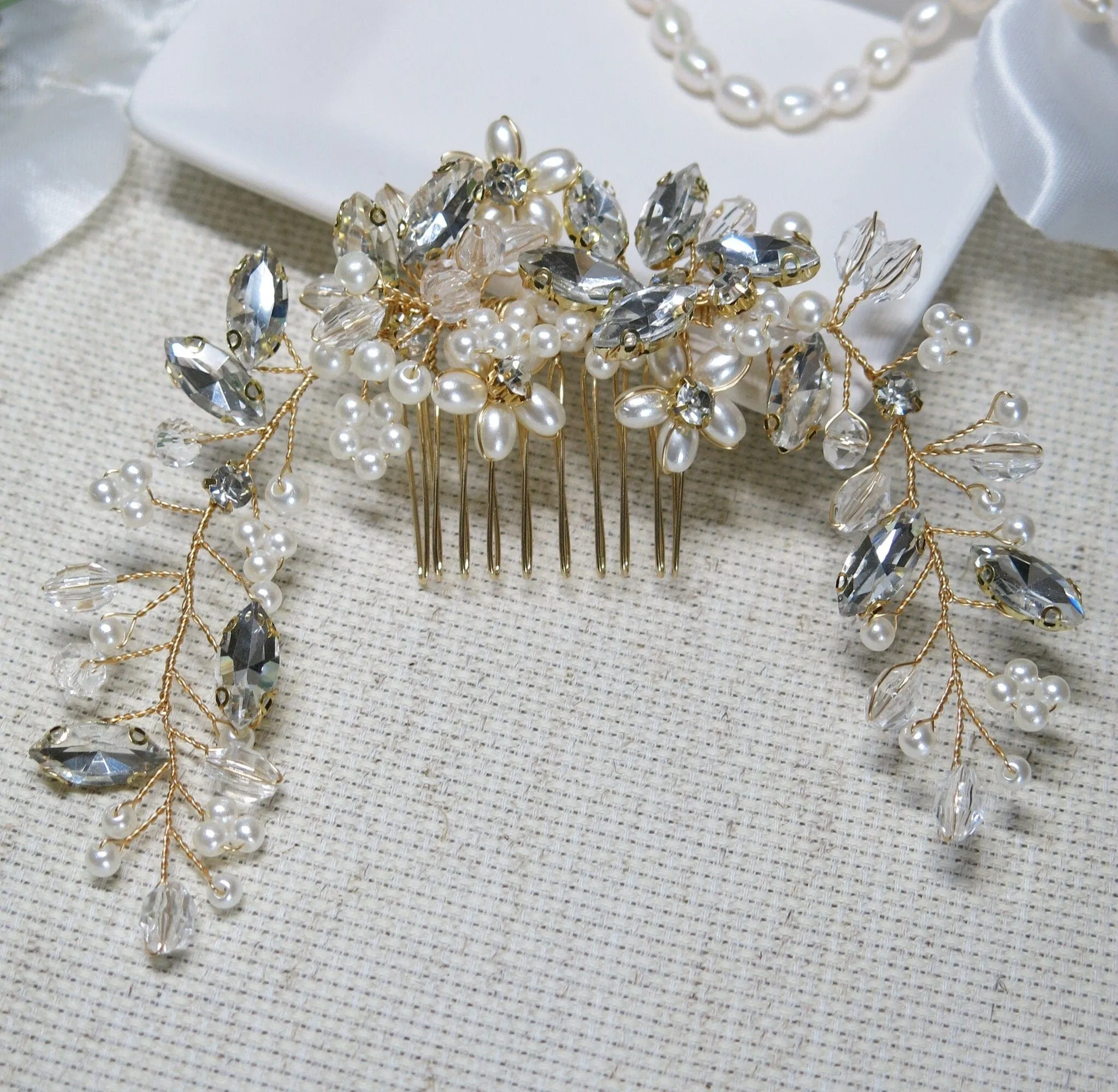 Floral Pearl Hair Comb, Bridal Rhinestone Hairpiece, Wedding Crystal Flower Decorative Hair Comb Headpiece