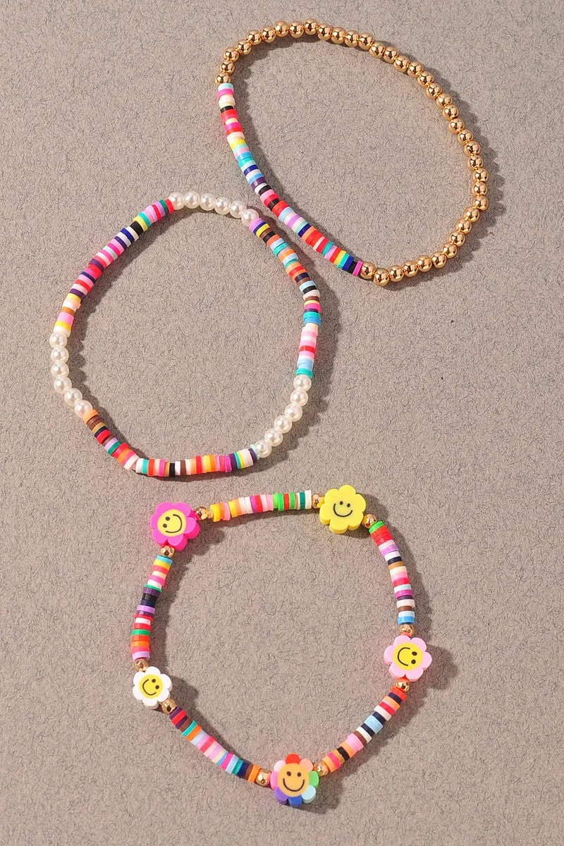 Friendly Flower Bracelet