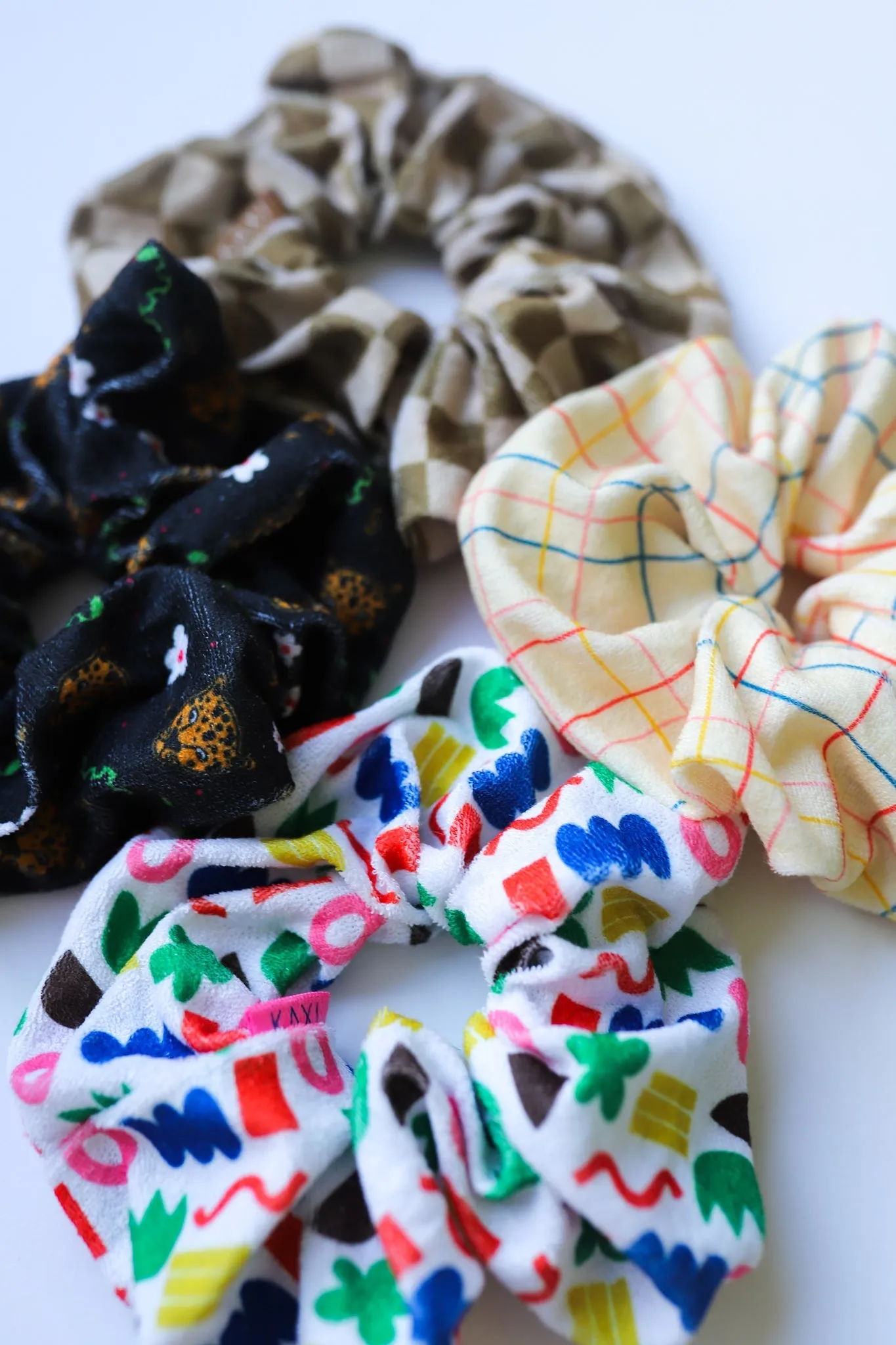 KAXI TOWEL SCRUNCHIES ( 7 PATTERNS )