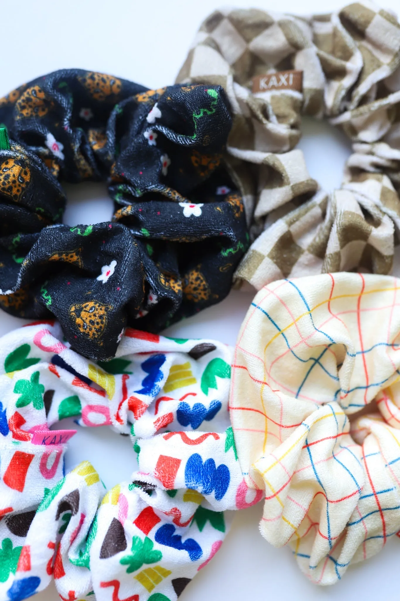 KAXI TOWEL SCRUNCHIES ( 7 PATTERNS )