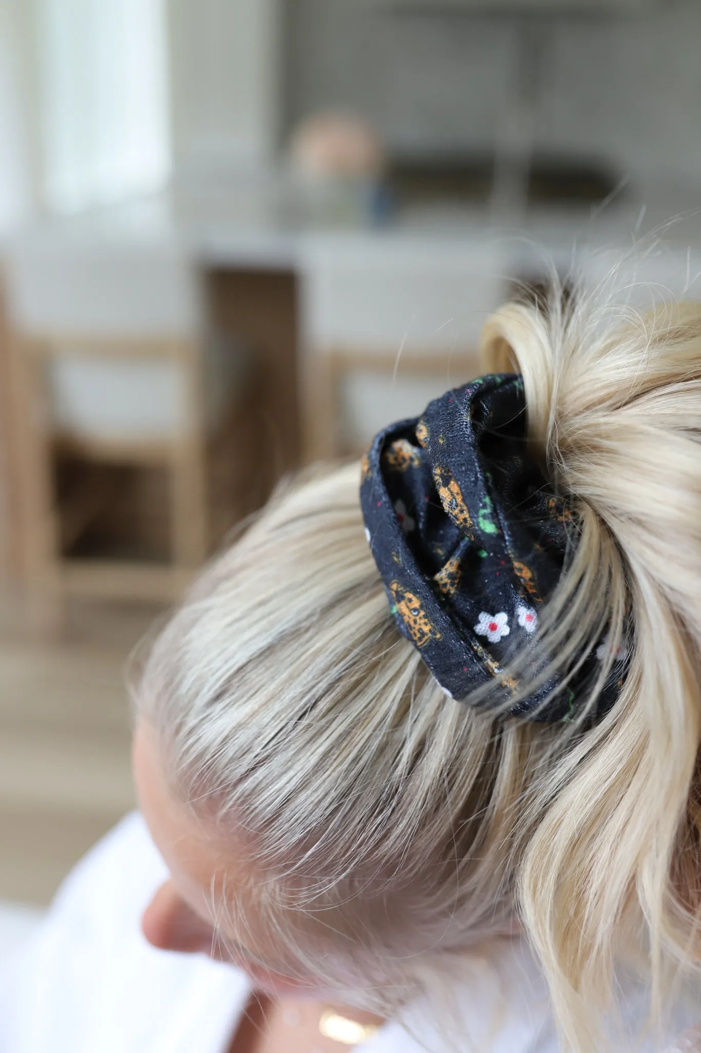 KAXI TOWEL SCRUNCHIES ( 7 PATTERNS )