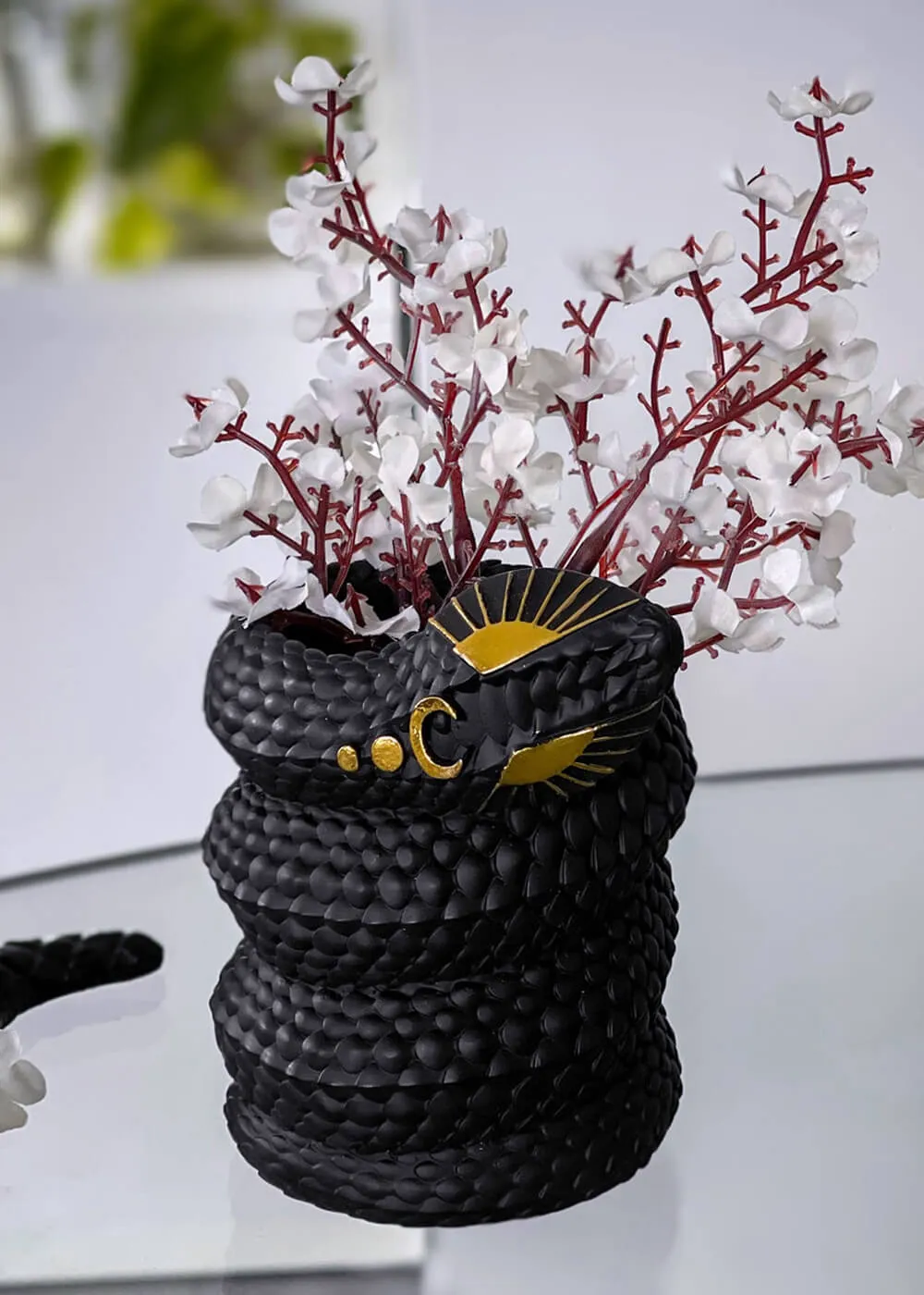 Killstar Serpentina Snake Bud Vase Black