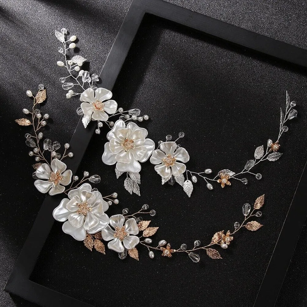 Large White Flower Bridal Hair Vine, Wedding Floral Head Wreath Hairpiece, Pearl Hair Wire Headpiece for Bride