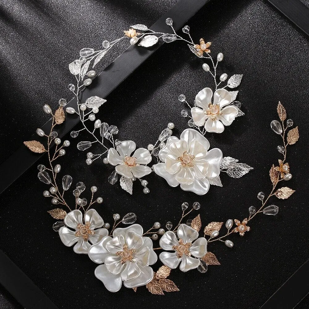 Large White Flower Bridal Hair Vine, Wedding Floral Head Wreath Hairpiece, Pearl Hair Wire Headpiece for Bride