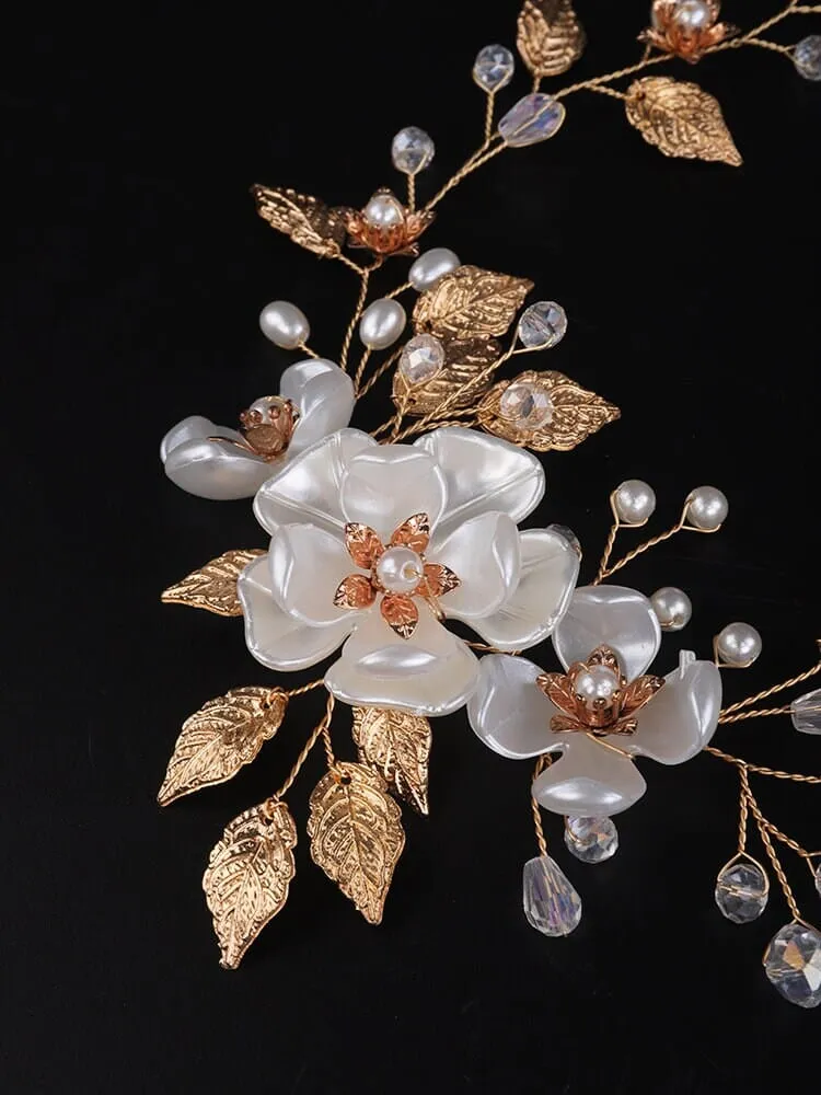 Large White Flower Bridal Hair Vine, Wedding Floral Head Wreath Hairpiece, Pearl Hair Wire Headpiece for Bride