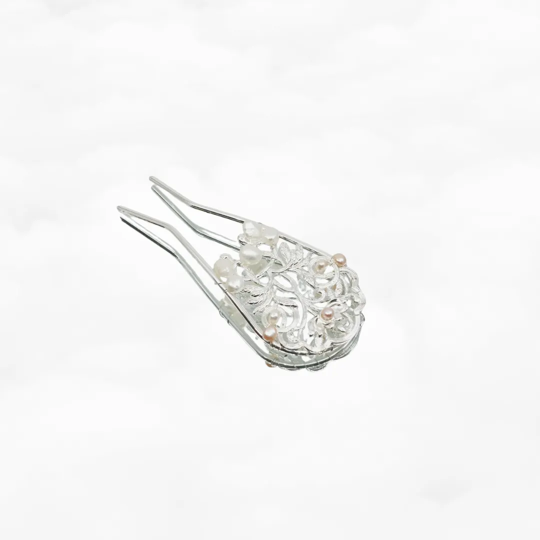 Lotus Hair Pin with Baroque Pearl