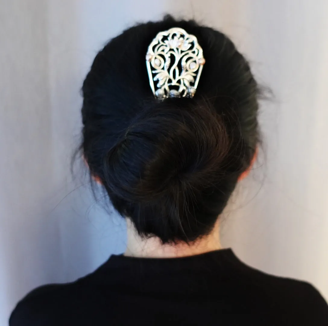 Lotus Hair Pin with Baroque Pearl