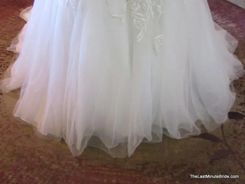Madison James by Allure Bridals MJ08