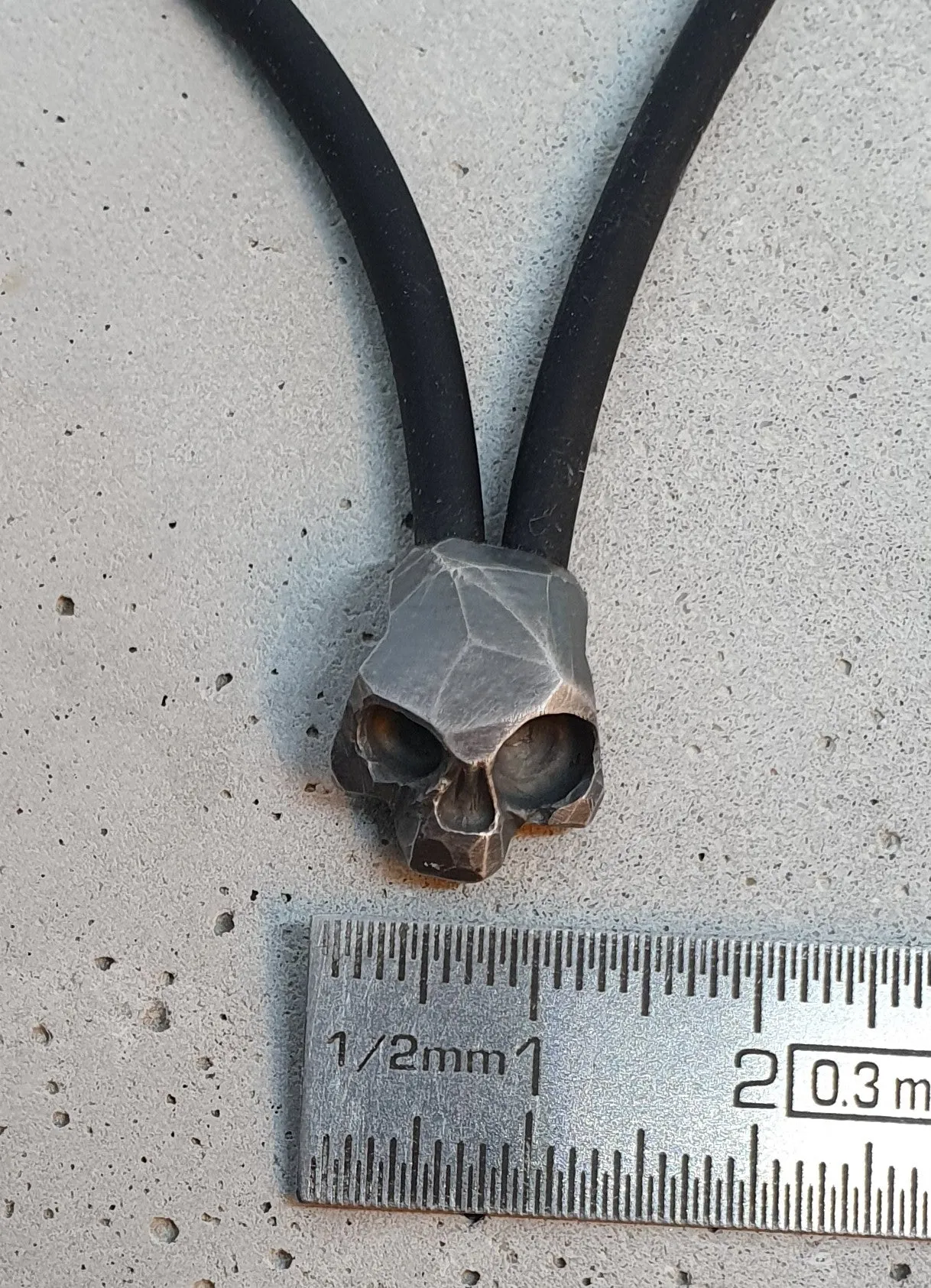 Memento Vivere Skull Pendant