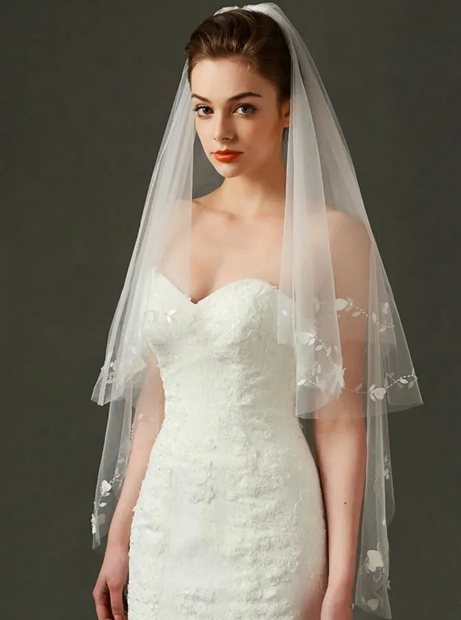 Multi Tier Cut Edge Fingertip Veil with Appliques V002