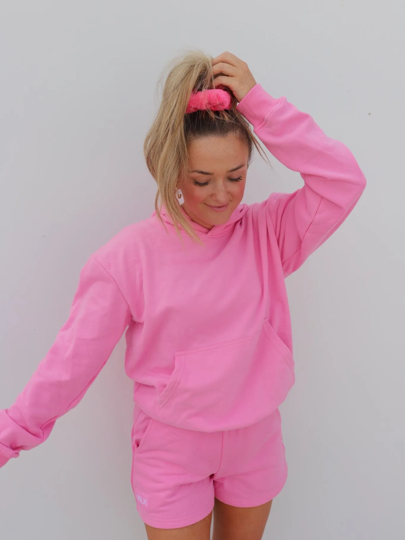 OVERSIZED TOWEL SCRUNCHIES ( 18 COLORS )