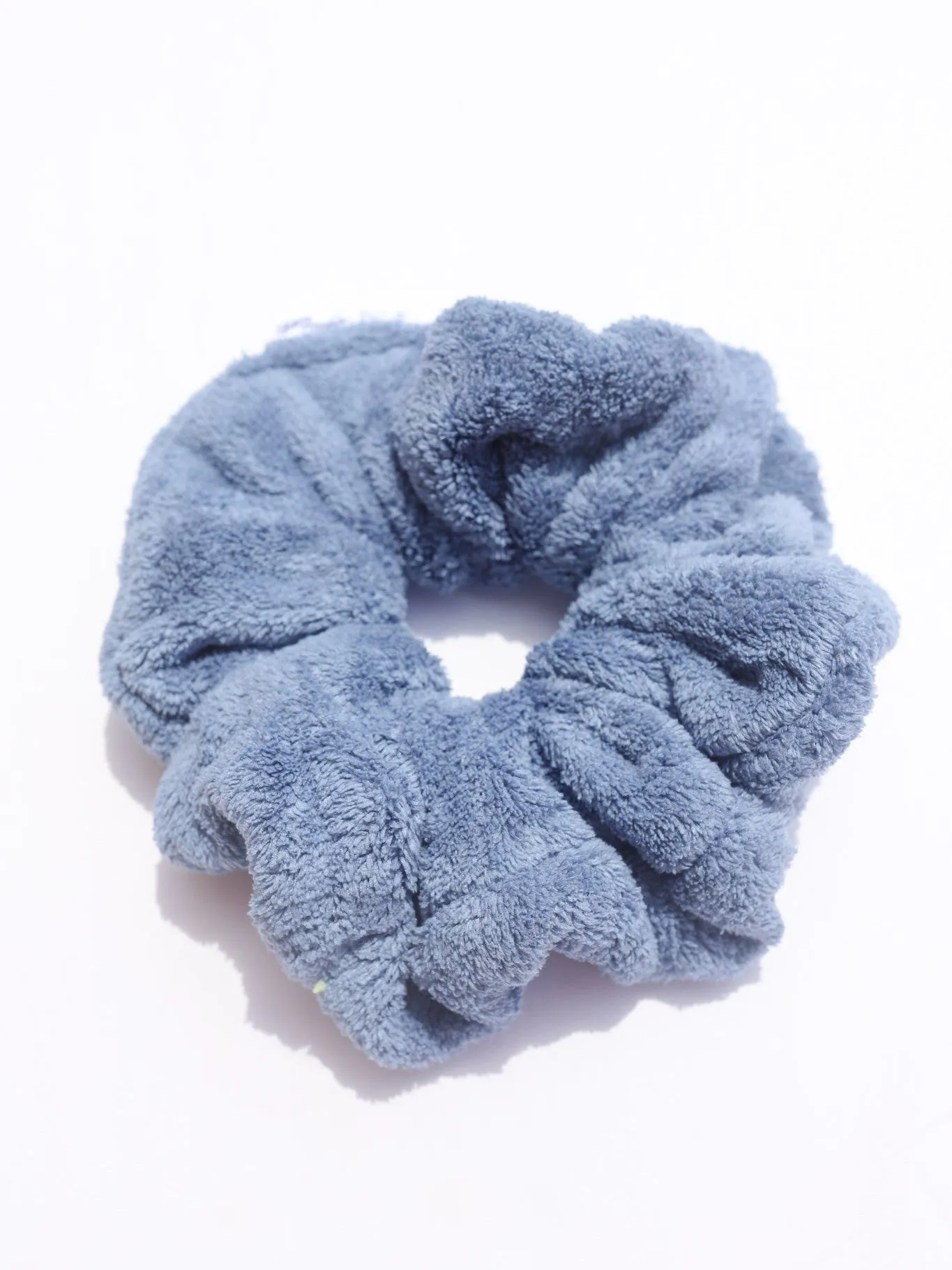 OVERSIZED TOWEL SCRUNCHIES ( 18 COLORS )