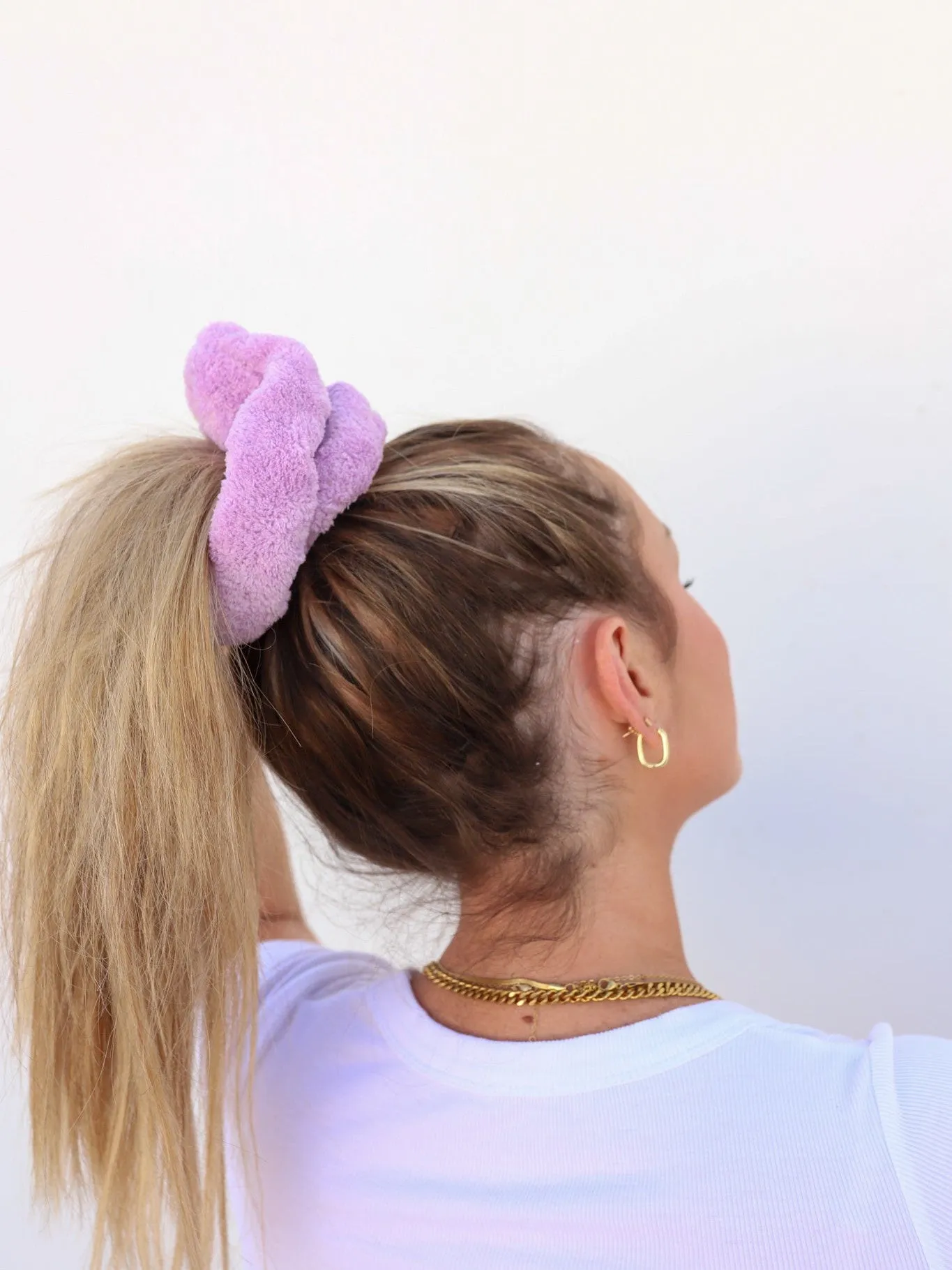 OVERSIZED TOWEL SCRUNCHIES ( 18 COLORS )