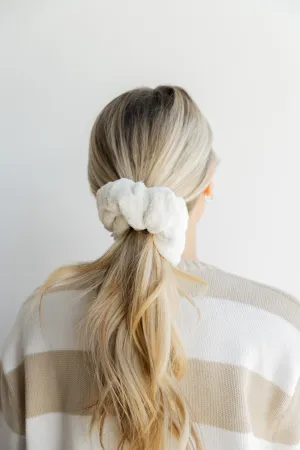 OVERSIZED TOWEL SCRUNCHIES ( 18 COLORS )