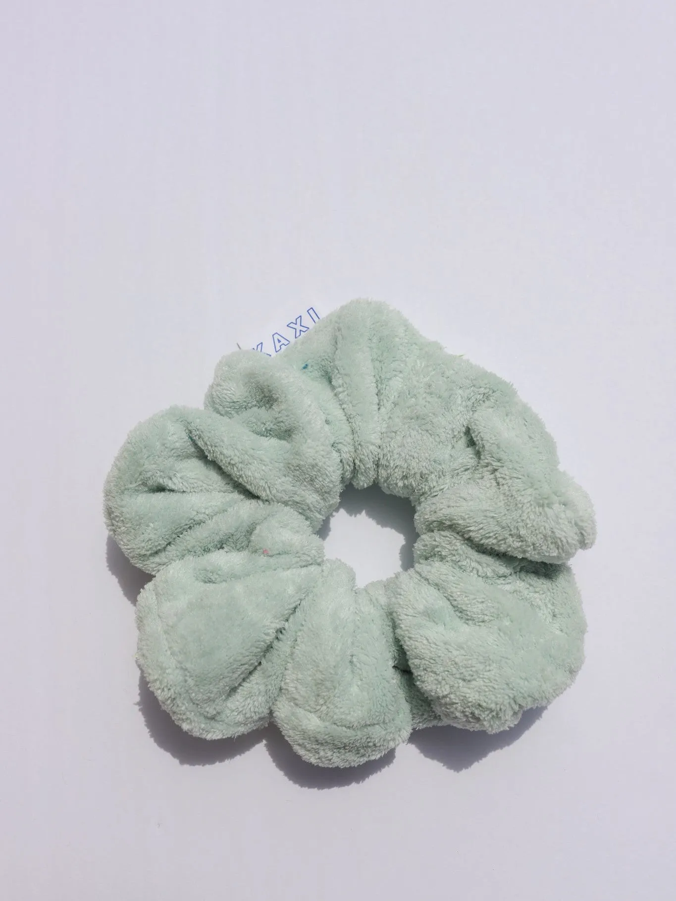 OVERSIZED TOWEL SCRUNCHIES ( 18 COLORS )