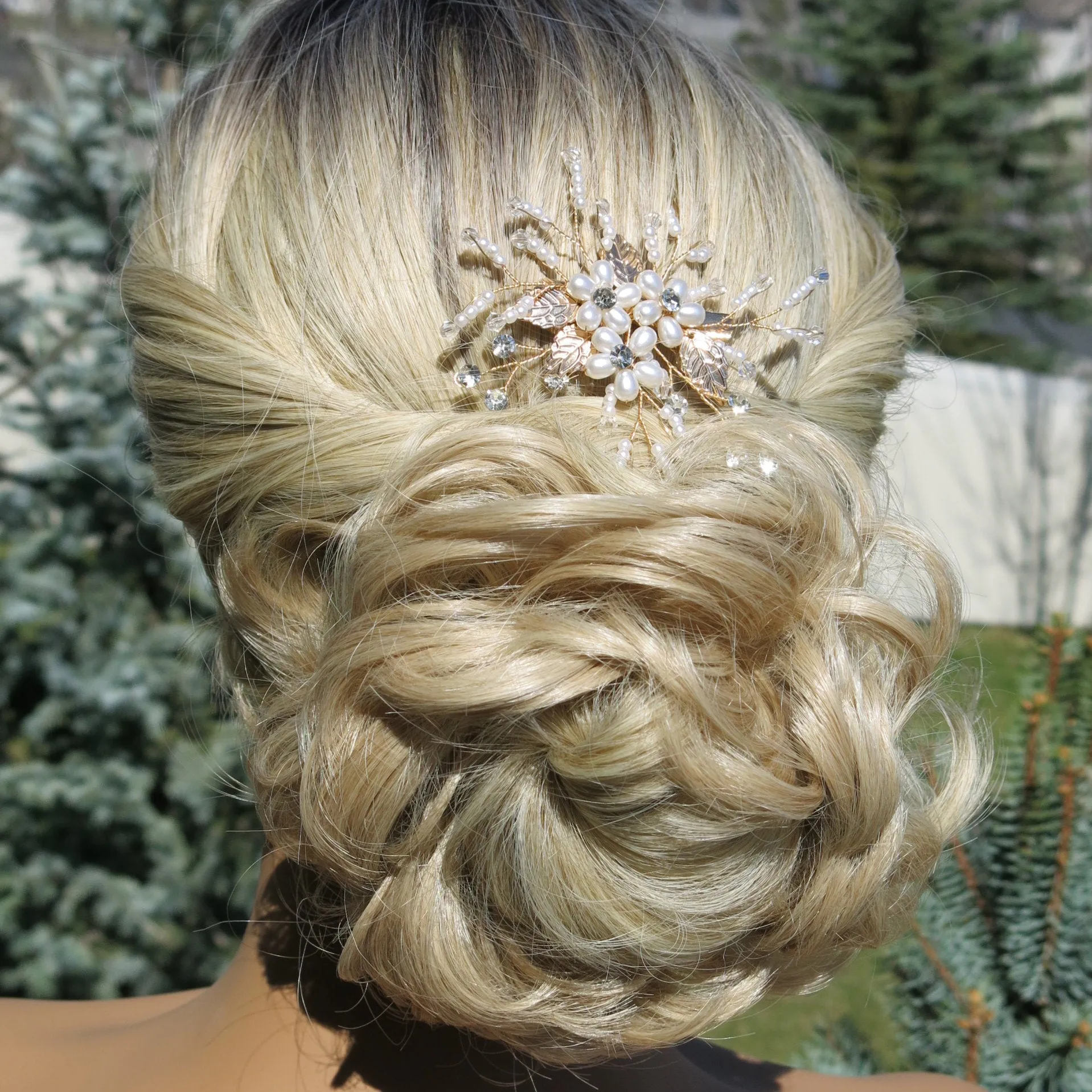 Pearl Flower Small Gold Hairclip, Bridal Swarovski Crystal Hairpiece, Wedding Floral Alligator Hair Clip