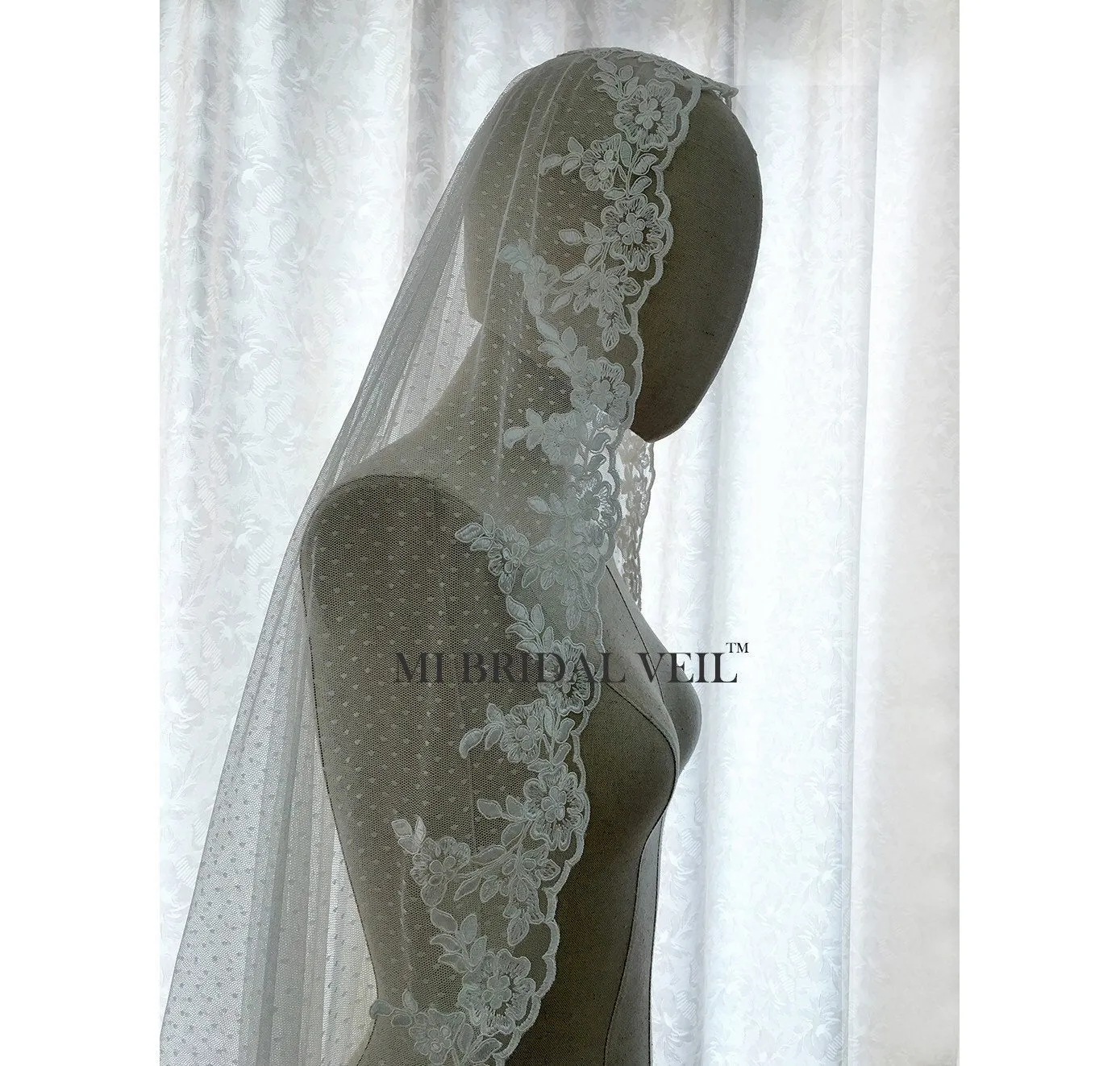 Polka Dot Wedding Veil, Vintage Inspired Mantilla Lace Veil, Mi Bridal