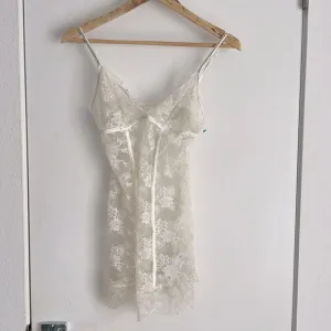 RARE Intimissimi White Ephemeral Jewel Studded Babydoll Lace Slip Dress S