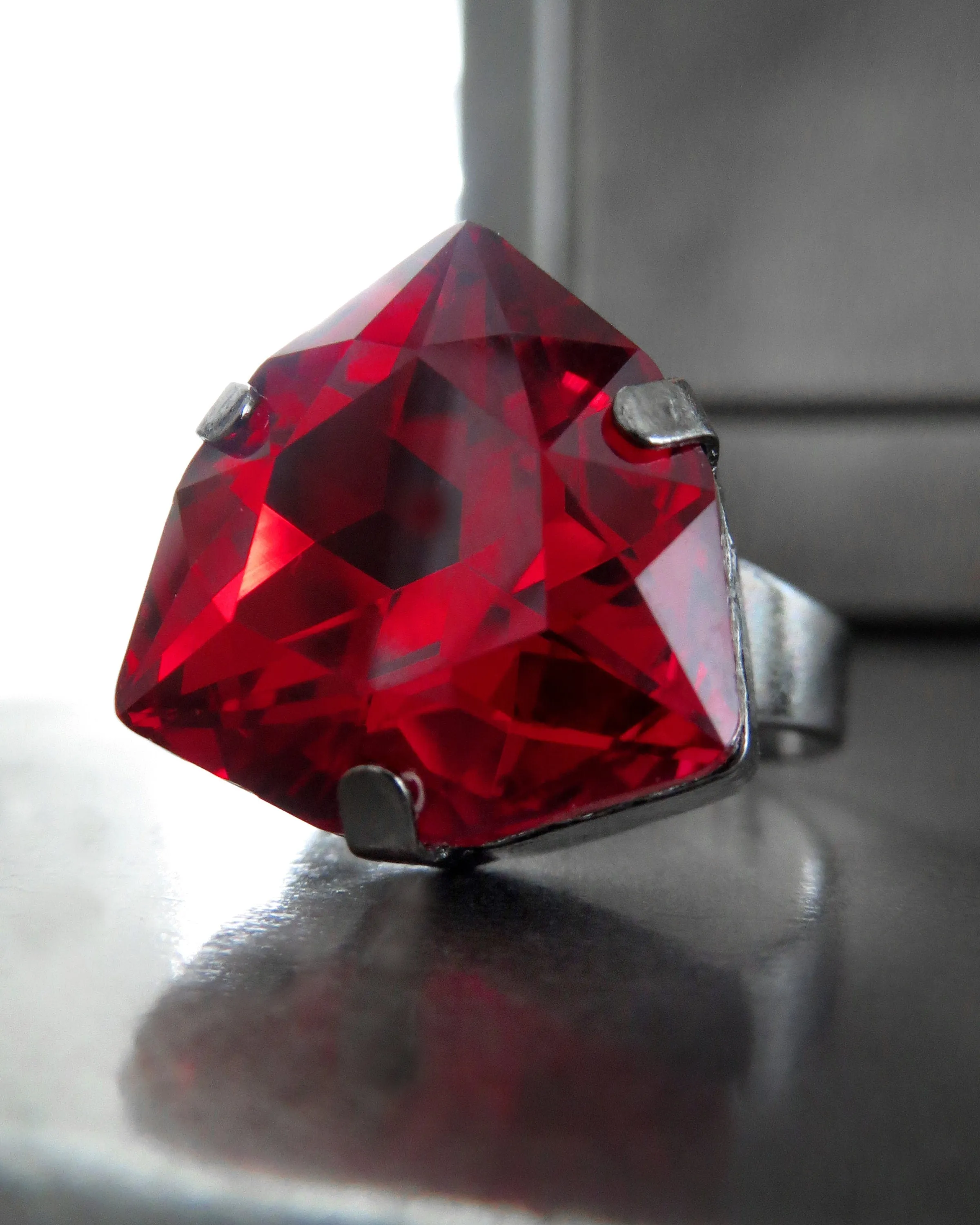 SCARLET - Regal Red Crystal Ring - Trilliant Triangle Shape