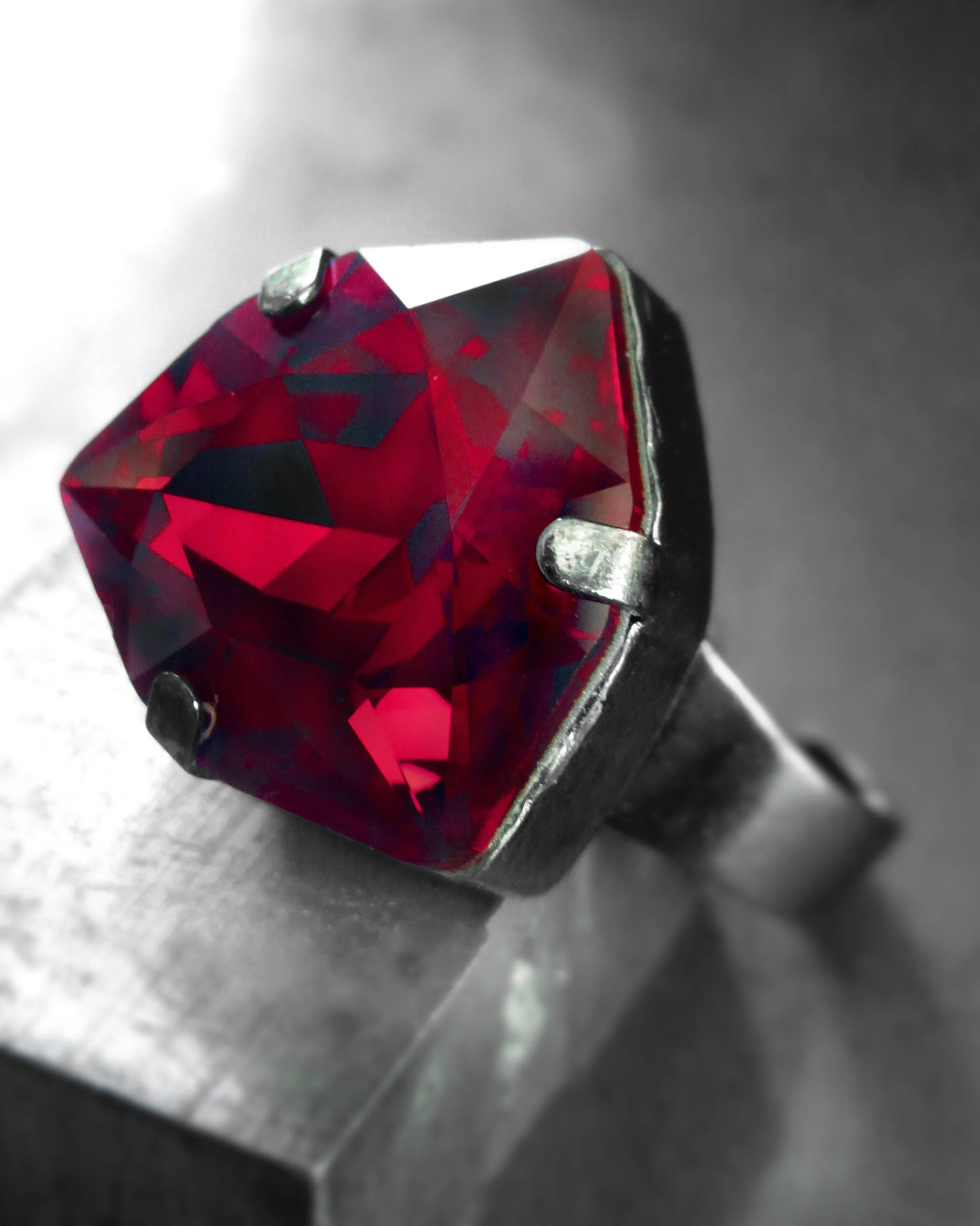 SCARLET - Regal Red Crystal Ring - Trilliant Triangle Shape