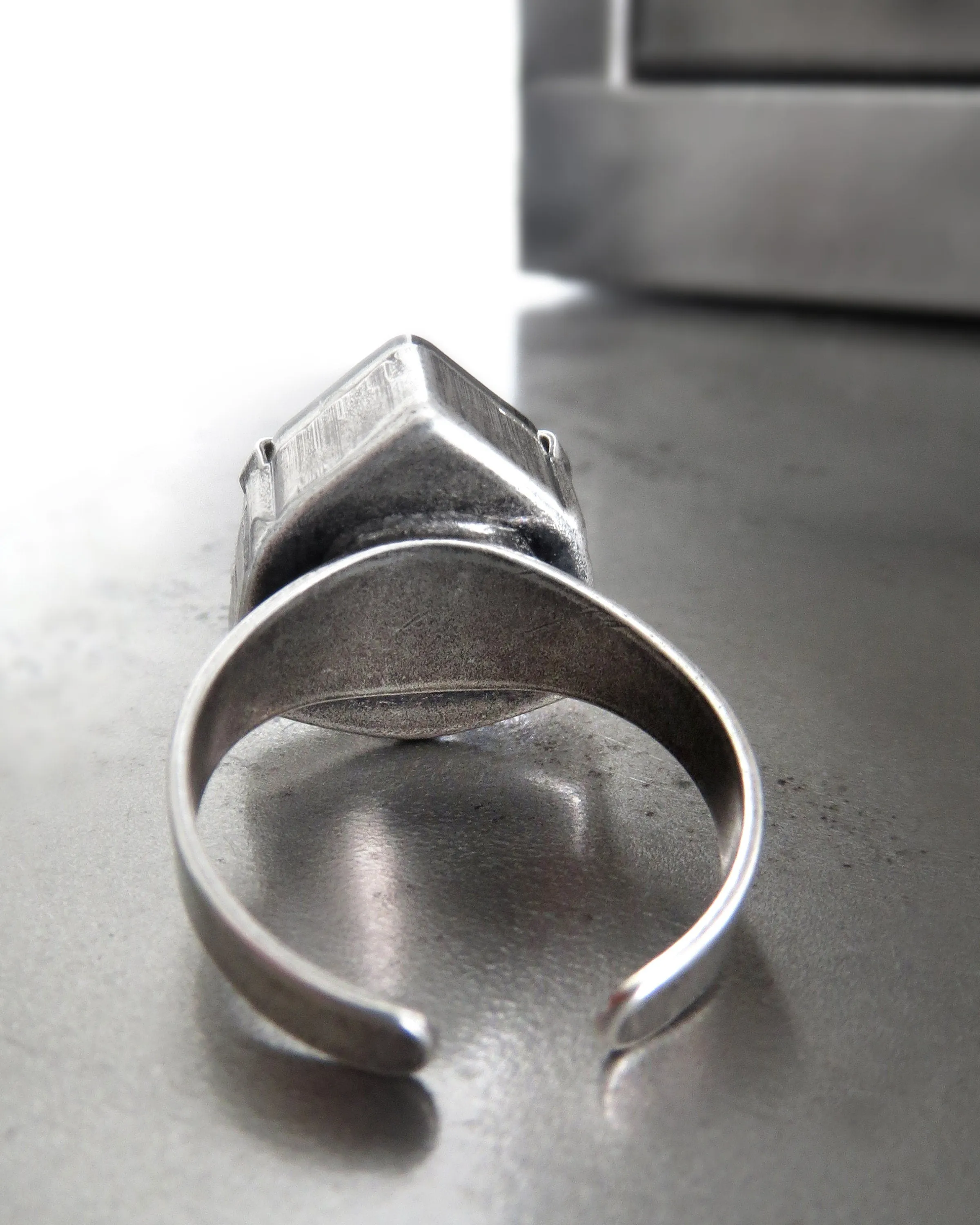 SCARLET - Regal Red Crystal Ring - Trilliant Triangle Shape