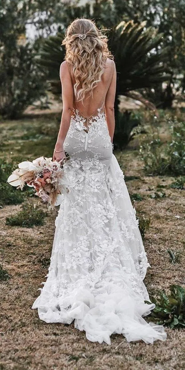 Sexy Vintage Mermaid Wedding Dress Featuring V-neck Backless And Lace Appliques With 3D Flowers