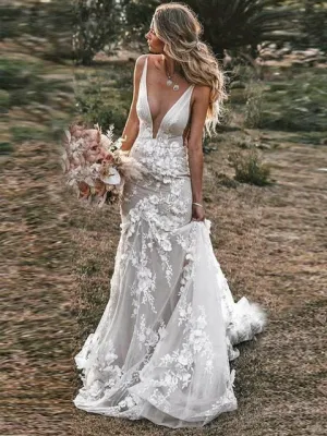 Sexy Vintage Mermaid Wedding Dress Featuring V-neck Backless And Lace Appliques With 3D Flowers