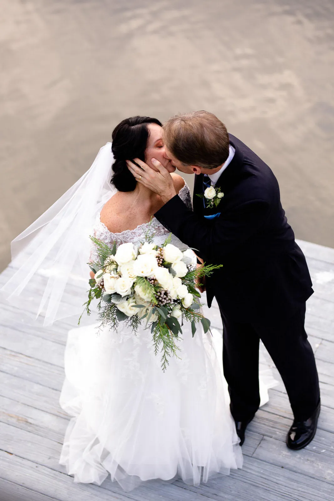 Simple Elbow Length Wedding Veil, Soft Single Tier Bridal Veil with Cut Edge