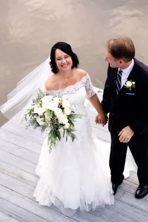 Simple Elbow Length Wedding Veil, Soft Single Tier Bridal Veil with Cut Edge