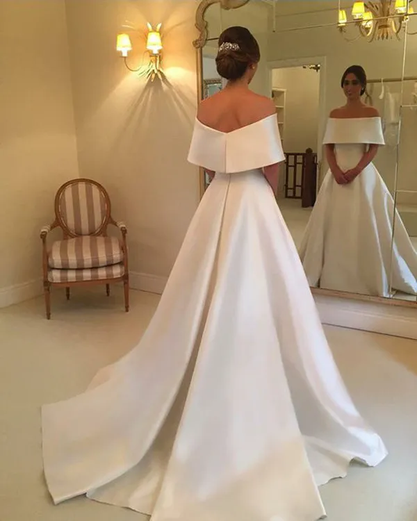 Simple Satin Wedding Dresses 2018 Fashion Cap Sleeve Modest Bridal Wedding Gowns