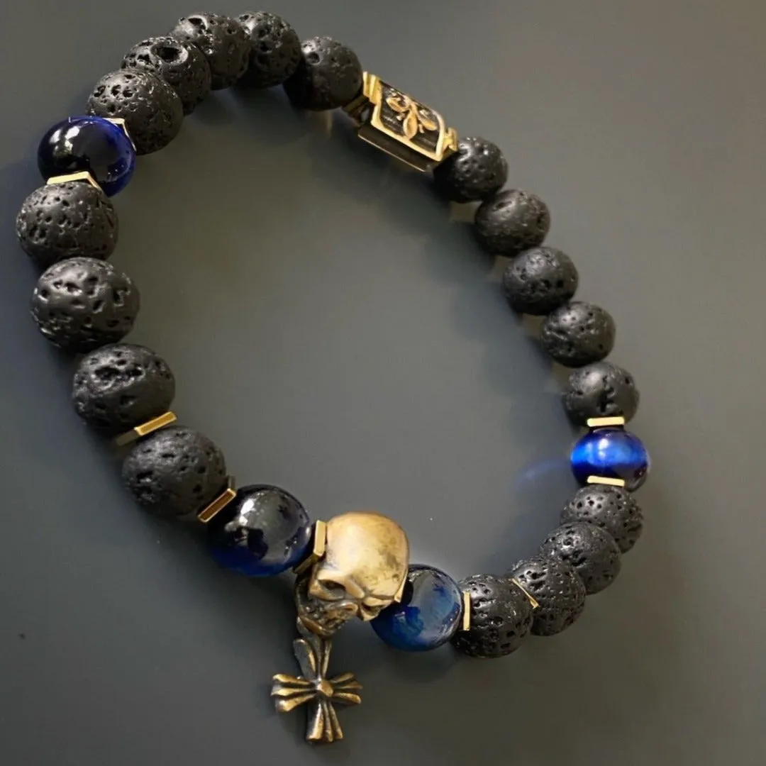 Skull Charm Fleur de Lis Symbol Black Beaded Bracelet