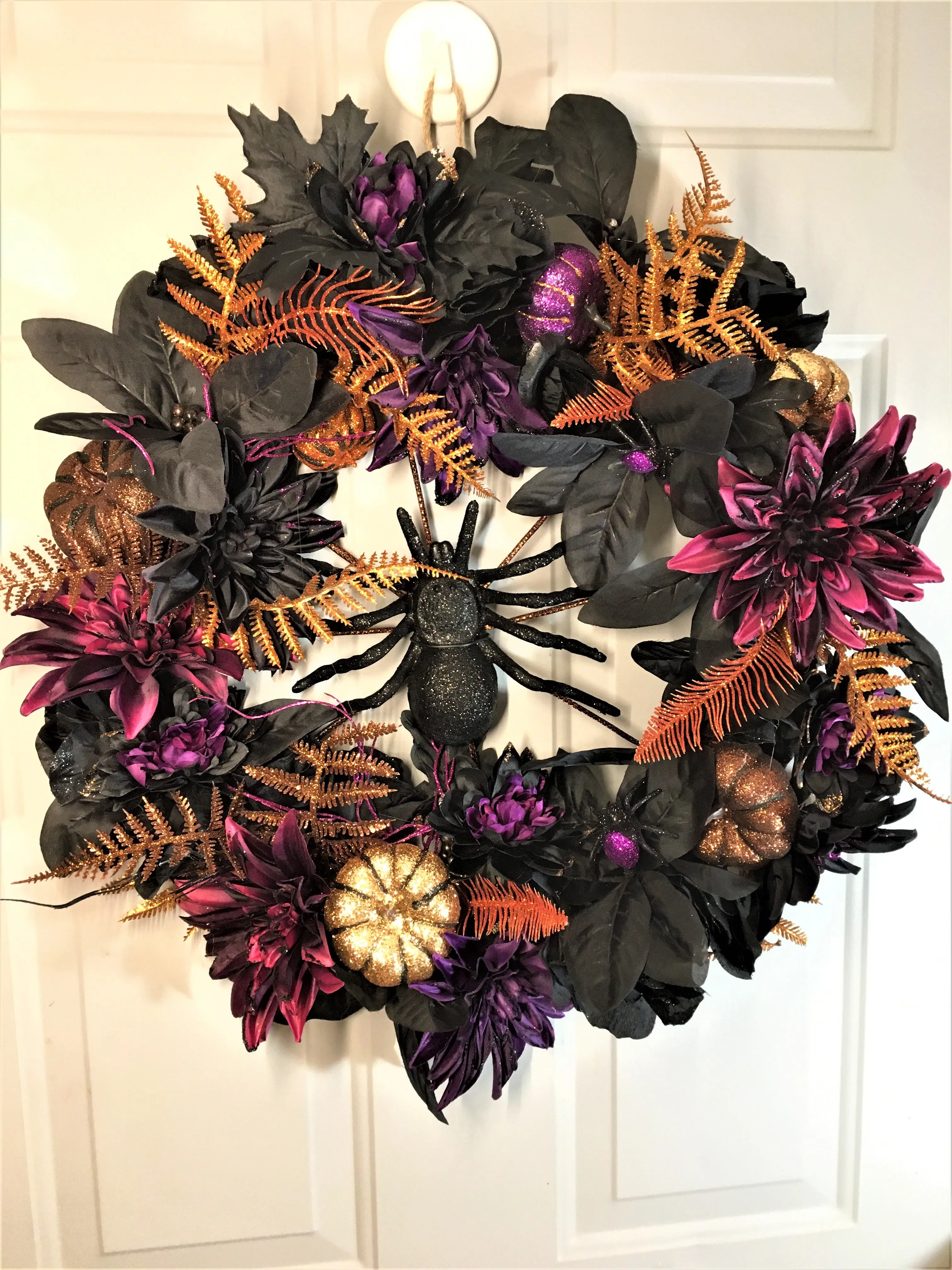 Spider Halloween Wreath 22"