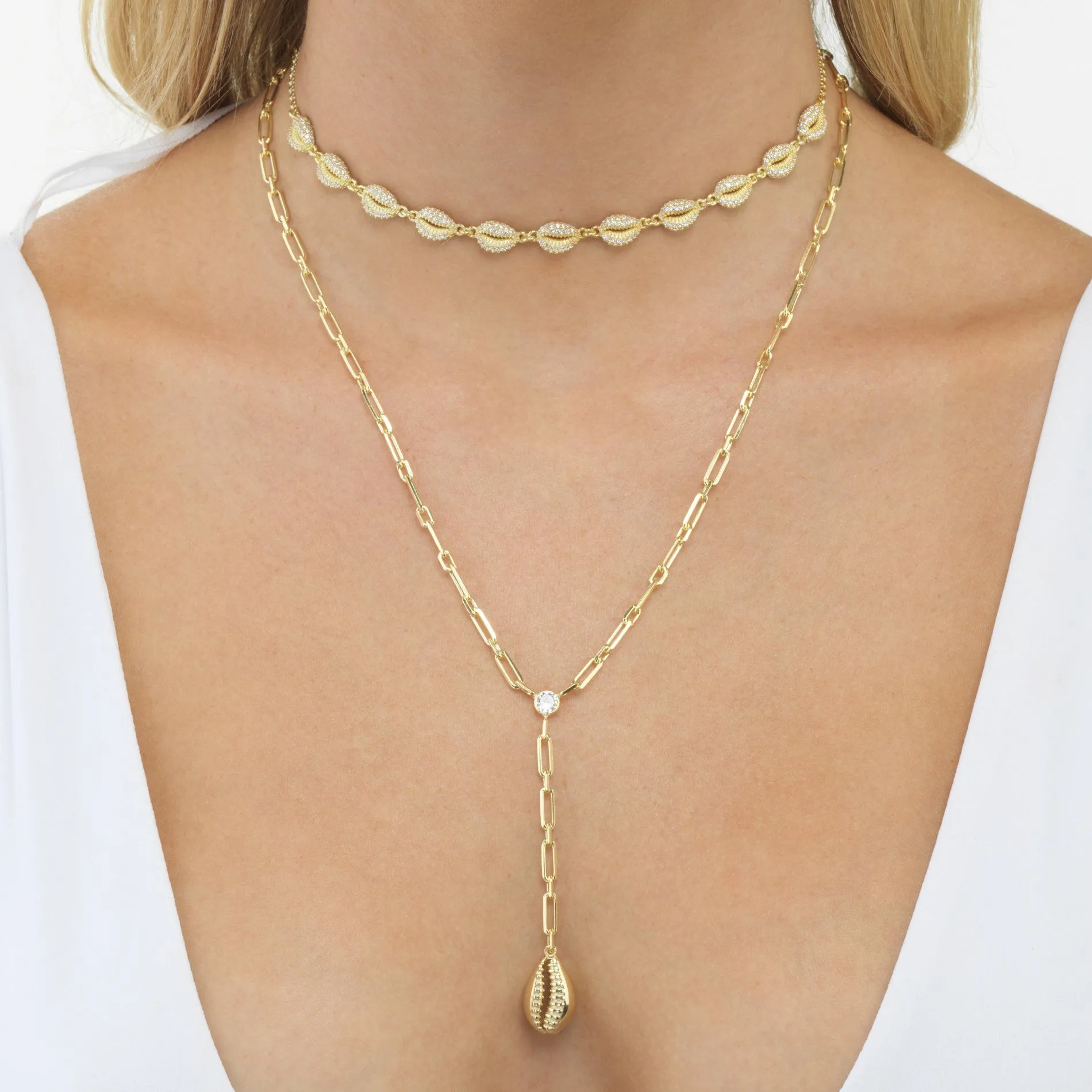 Thin Pavé Shell Choker