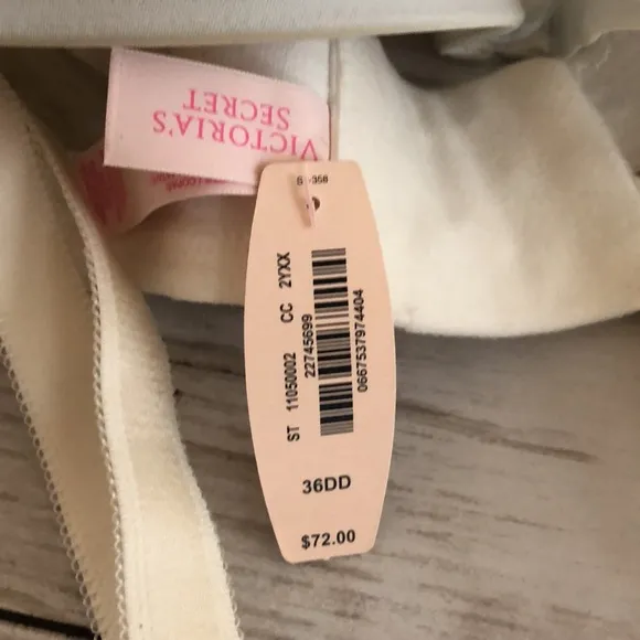 Victoria’s Secret Bridal Strapless Bra