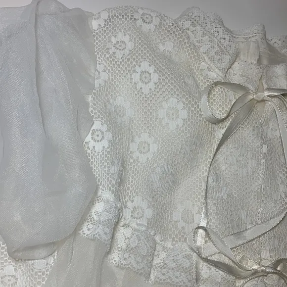 VTG Nightgown and Robe Bridal SZ Small Floral Lace Sheer Long White Lingerie