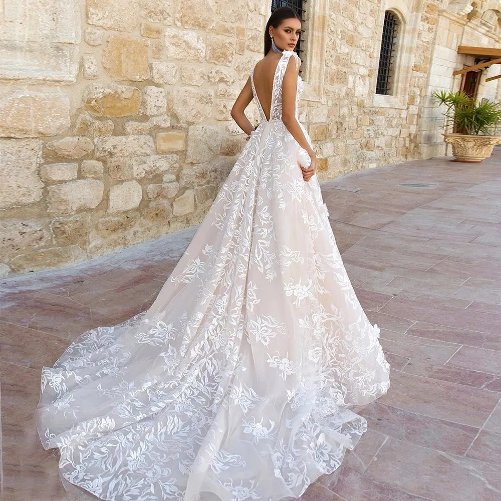 Wedding Dresses Elegant Sweep Train A-line Bridal Gowns V-neck